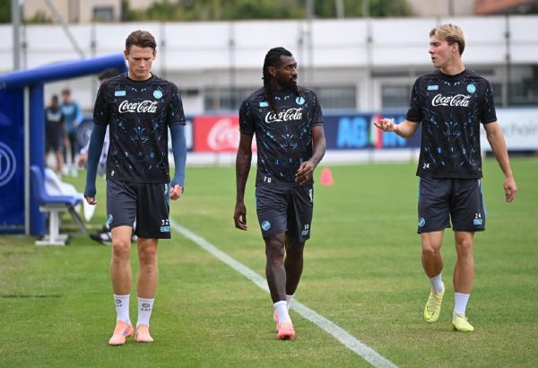 Anguissa, McTominay e Hojlund in allenamento a Castel Volturno